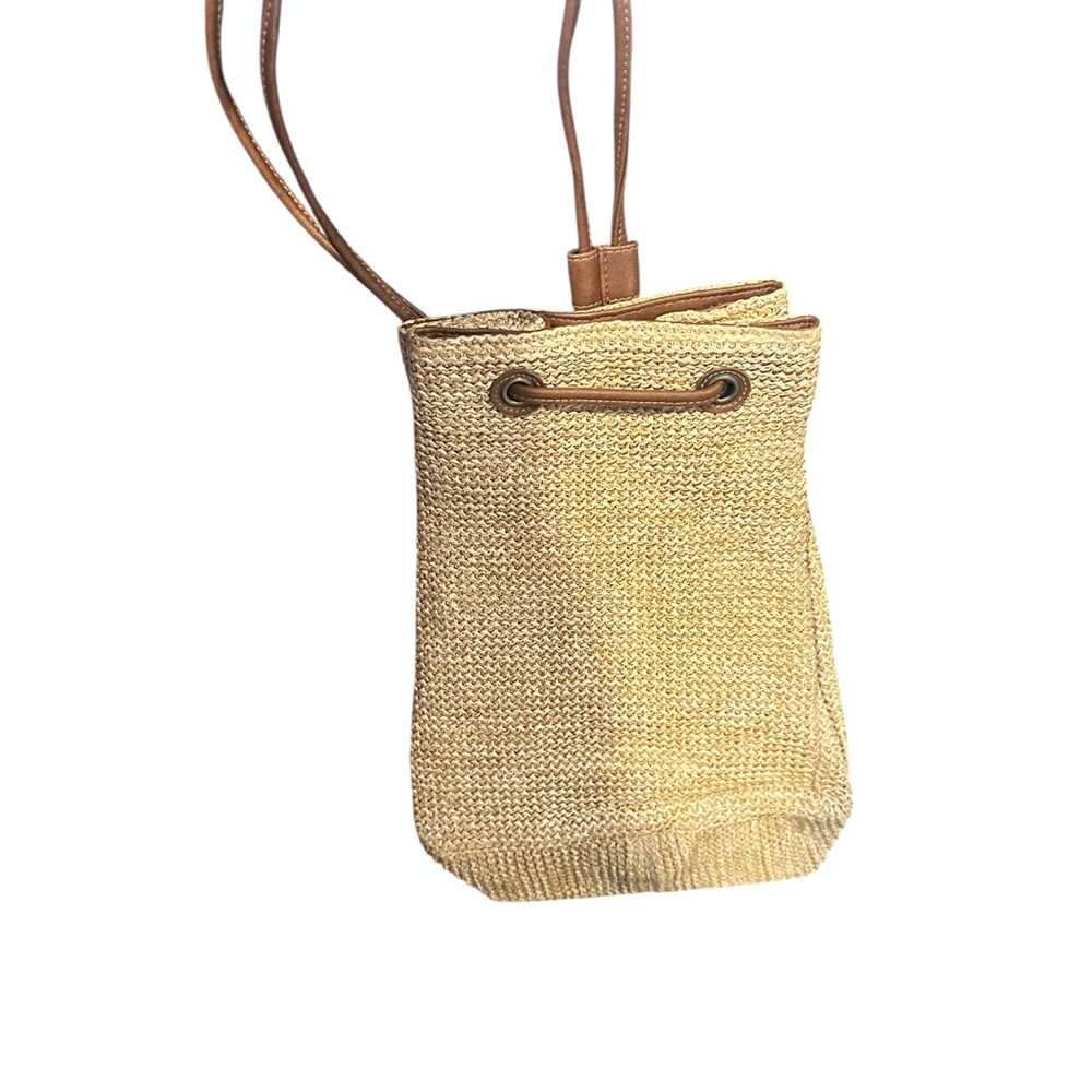Elegant Tan Woven Crossbody Bag